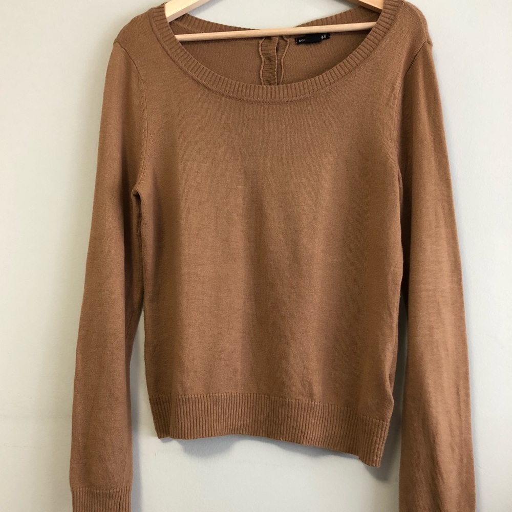 H&M lightweight camel sweater